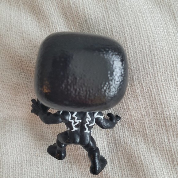 Venom (Movie) Funko Pop (no box) - Picture 2 of 2